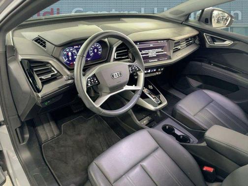 2024 Audi Q4 e-tron Premium 50 quattro
