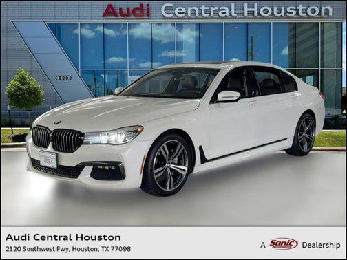 2019 BMW 740 740i