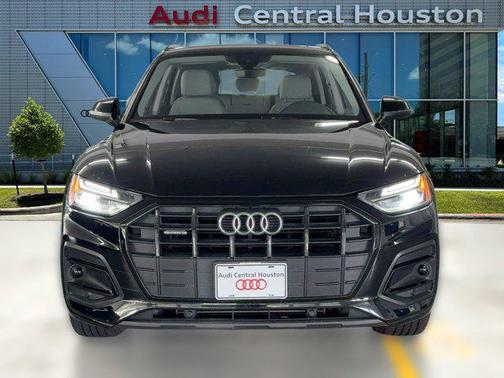 2025 Audi Q5 40 Premium