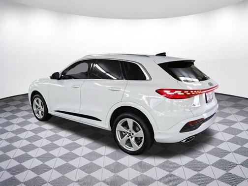 2025 Audi Q5 Premium Plus