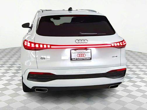 2025 Audi Q5 Premium Plus