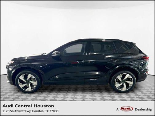 2025 Audi Q6 e-tron Premium Plus quattro