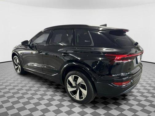2025 Audi Q6 e-tron Premium Plus quattro