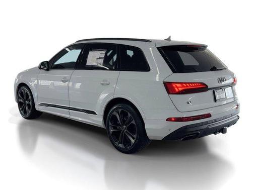 2026 Audi Q7 55 Premium Plus