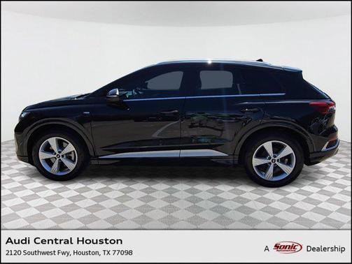 2024 Audi Q4 e-tron Premium 55 quattro