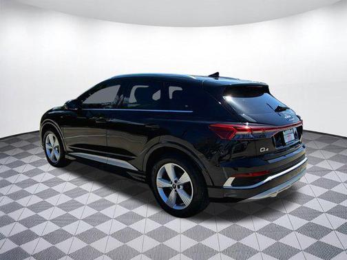2024 Audi Q4 e-tron Premium 55 quattro