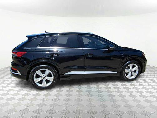 2024 Audi Q4 e-tron Premium 55 quattro