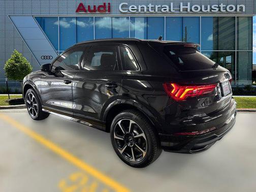 2025 Audi Q3 45 S line Premium Plus
