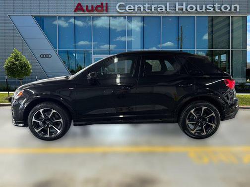 2025 Audi Q3 45 S line Premium Plus