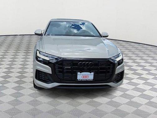 2023 Audi Q8 55 Premium