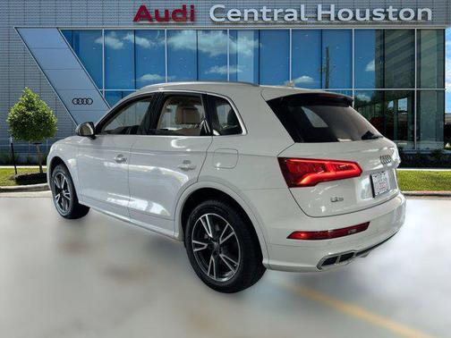 2020 Audi Q5 Premium Plus 55 TFSI e quattro S tronic