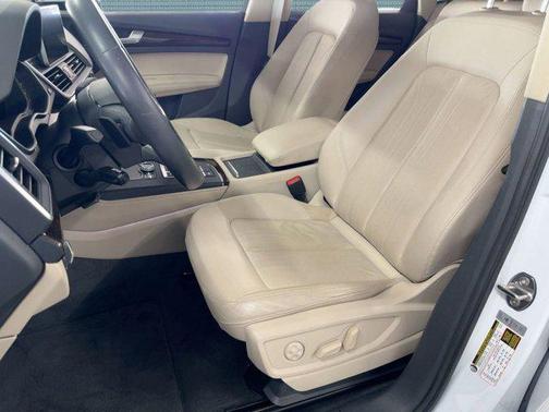 2020 Audi Q5 Premium Plus 55 TFSI e quattro S tronic