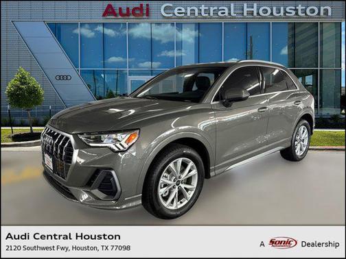 2025 Audi Q3 Premium 45 TFSI S line quattro Tiptronic