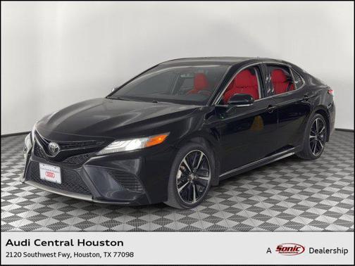 Midnight Black Metallic 2019 Toyota Camry XSE