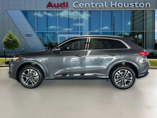 2025 Audi Q5 Premium Plus