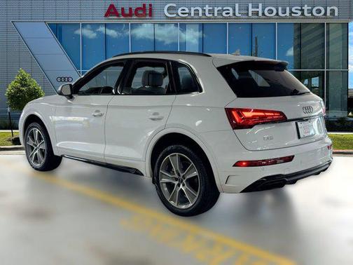 2025 Audi Q5 45 S line Premium