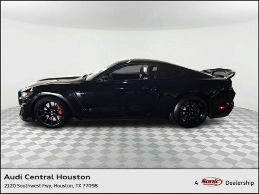 2019 Ford Shelby GT350 Base