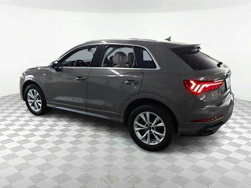 2022 Audi Q3 45 S line Premium