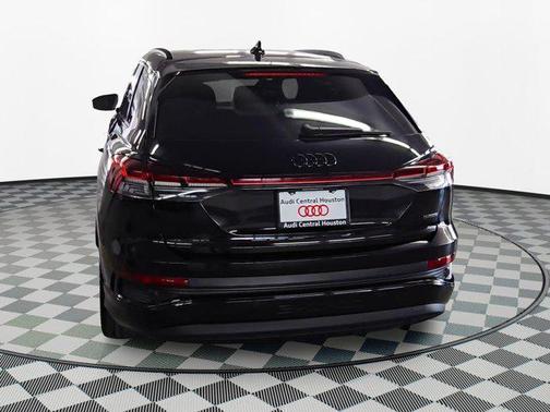 2025 Audi Q4 e-tron Premium Plus 55 quattro