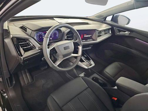 2025 Audi Q4 e-tron Premium Plus 55 quattro