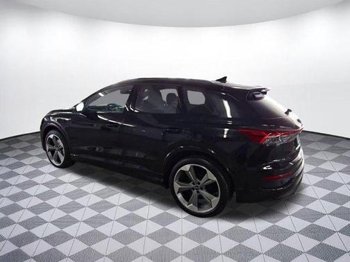 2025 Audi Q4 e-tron Premium Plus 55 quattro