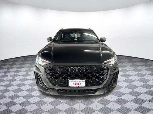 2025 Audi RS Q8 4.0T