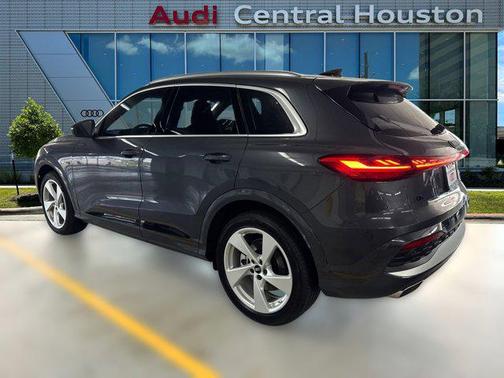 2025 Audi Q5 Prestige