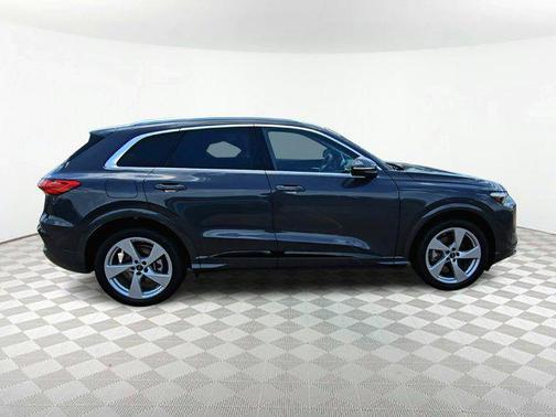 2025 Audi Q5 Prestige