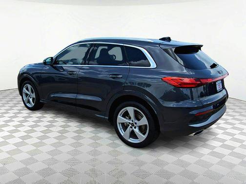 2025 Audi Q5 Prestige