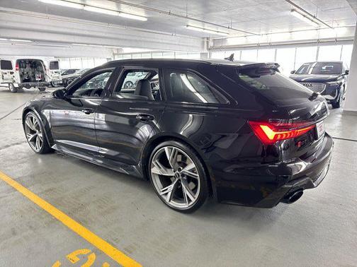 2022 Audi RS 6 Avant 4.0T