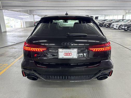 2022 Audi RS 6 Avant 4.0T
