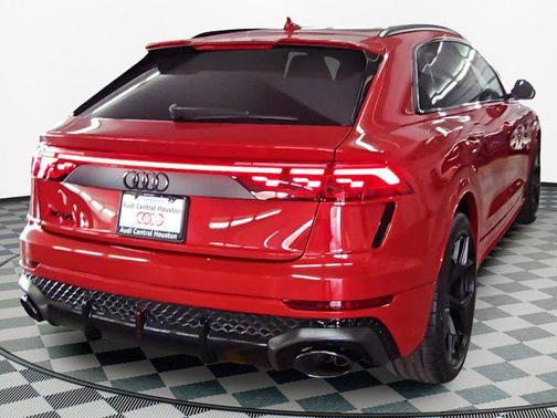 2025 Audi RS Q8 4.0T