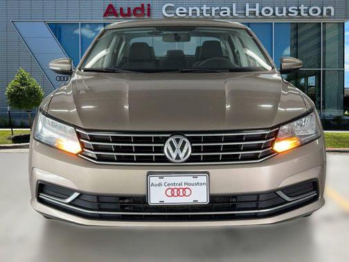 2016 Volkswagen Passat 1.8T S