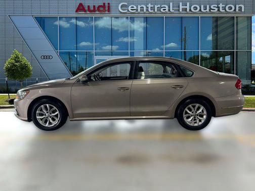 2016 Volkswagen Passat 1.8T S