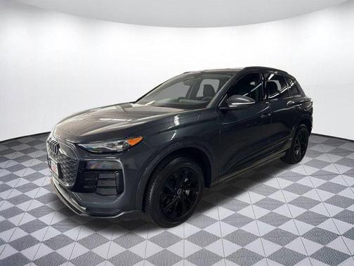 2025 Audi Q6 e-tron Premium quattro