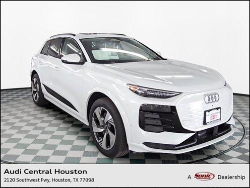 2025 Audi Q6 e-tron Premium Plus quattro