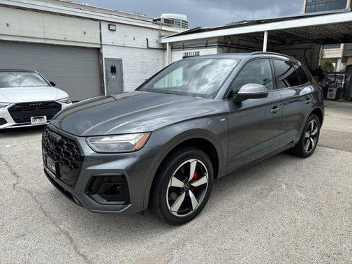 2024 Audi Q5 45 S line Premium Plus