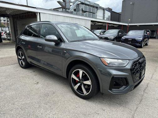 2024 Audi Q5 45 S line Premium Plus