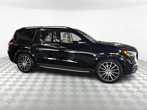 2022 Mercedes-Benz GLS 450 4MATIC
