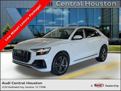 2023 Audi Q8 55 Prestige