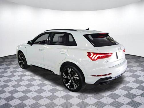 2024 Audi Q3 45 S line Premium Plus