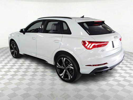 2024 Audi Q3 45 S line Premium Plus