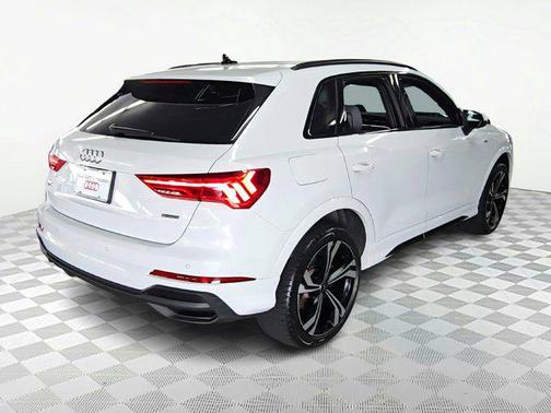 2024 Audi Q3 45 S line Premium Plus