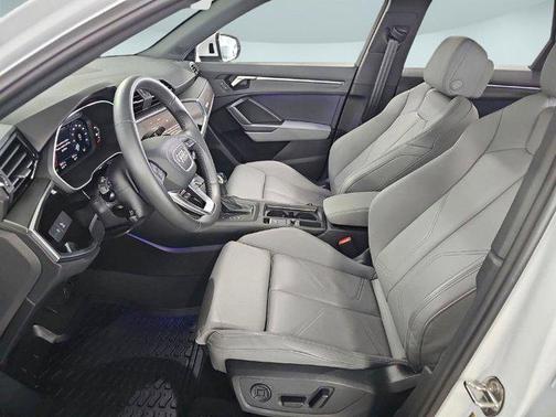 2024 Audi Q3 45 S line Premium Plus