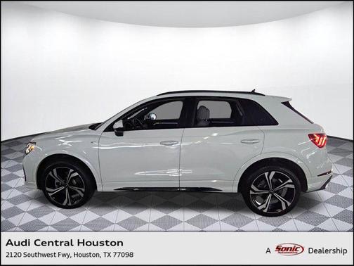 2024 Audi Q3 45 S line Premium Plus