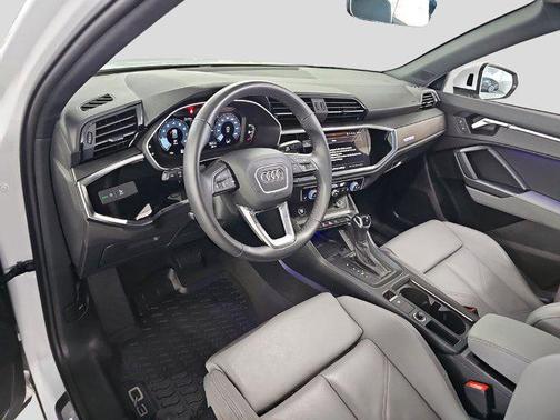 2024 Audi Q3 45 S line Premium Plus