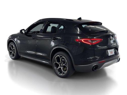 2024 Alfa Romeo Stelvio Ti