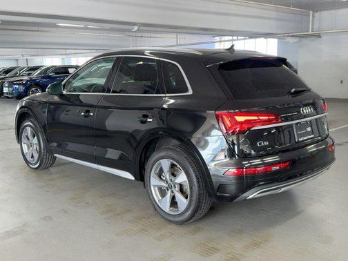 2023 Audi Q5 40 Premium