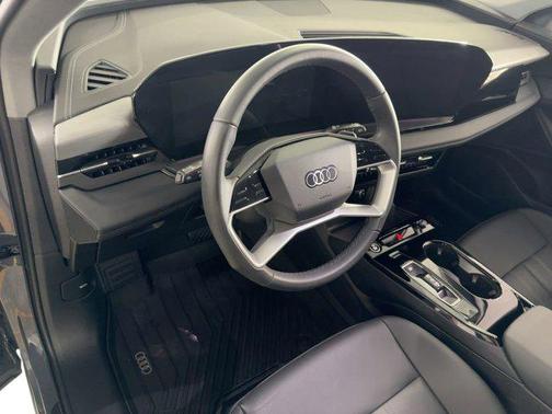 2025 Audi Q6 e-tron Premium