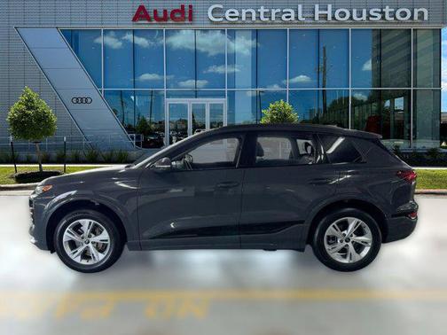 2025 Audi Q6 e-tron Premium